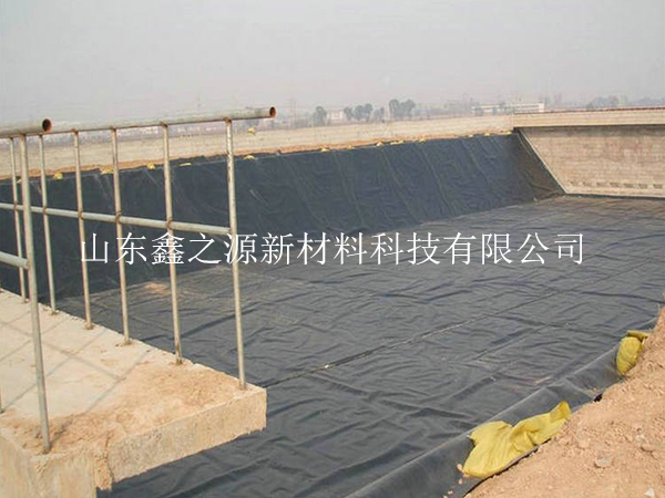 沼氣池黑膜鋪裝前有哪些準備工作進行中？