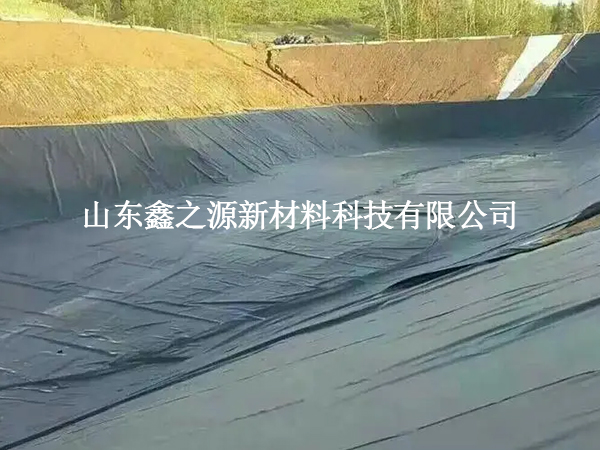 魚塘防滲膜的鋪設過程需要避免哪些問題？