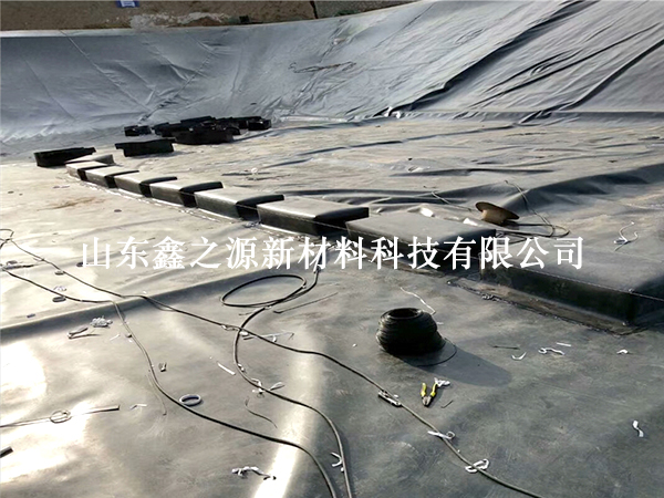 魚塘養(yǎng)殖防滲膜鋪設(shè)：創(chuàng)新施工，高效防滲的綠色養(yǎng)殖新篇章