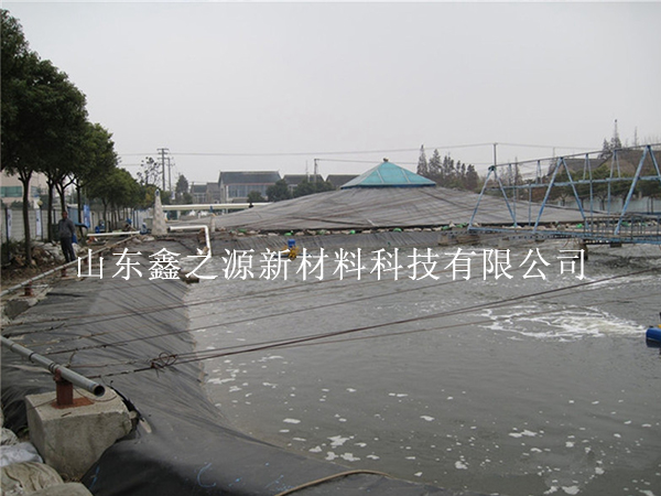 沼氣池黑膜冬季施工注意事項(xiàng):寒風(fēng)中守護(hù)綠色能源
