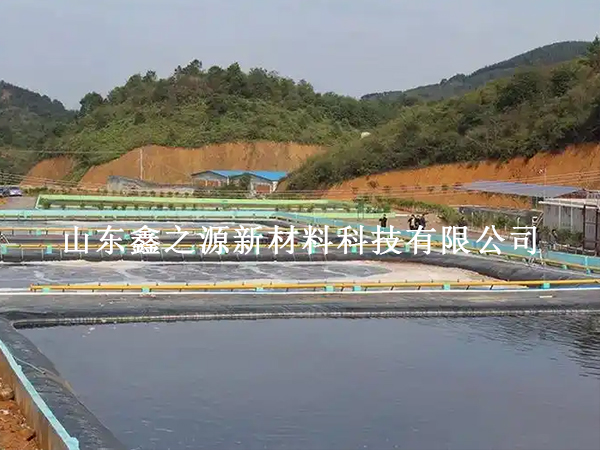 沼氣池黑膜鋪設：高效省時的創(chuàng)新方法